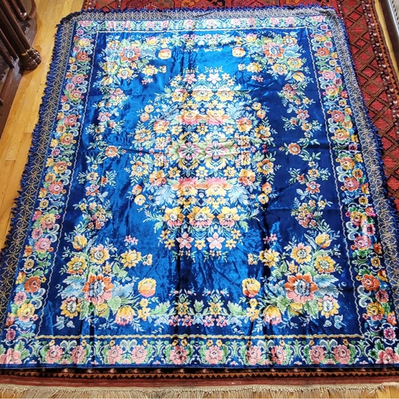 Floral Patterned Blue Area Rug - Picture 6 of 8